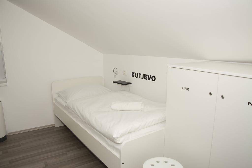 Hostel 101 Dalmatinac Vukovar Exterior foto